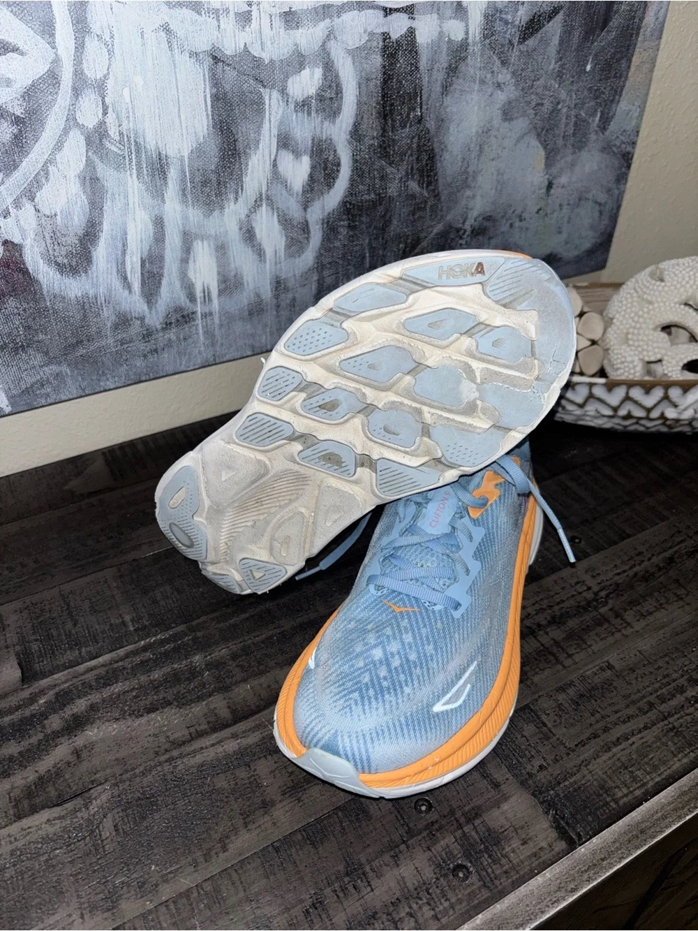Hoka Clifton 9 running shoes WOMENS SZ 9.5